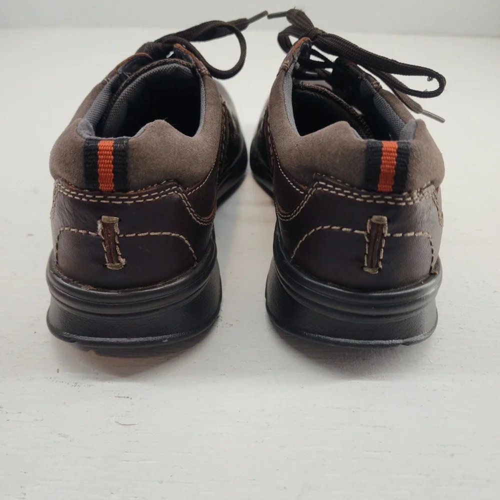 Clarks brown leather